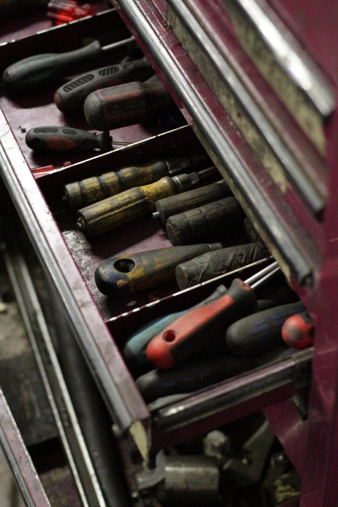 tool, work, car, car wallpapers, craft, automobile, mechanic, vehicle, workshop, mechanics, oily, metal, repair